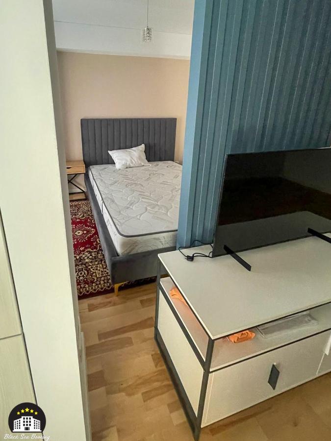 Black Sea Booking - Sky Năvodari Buitenkant foto