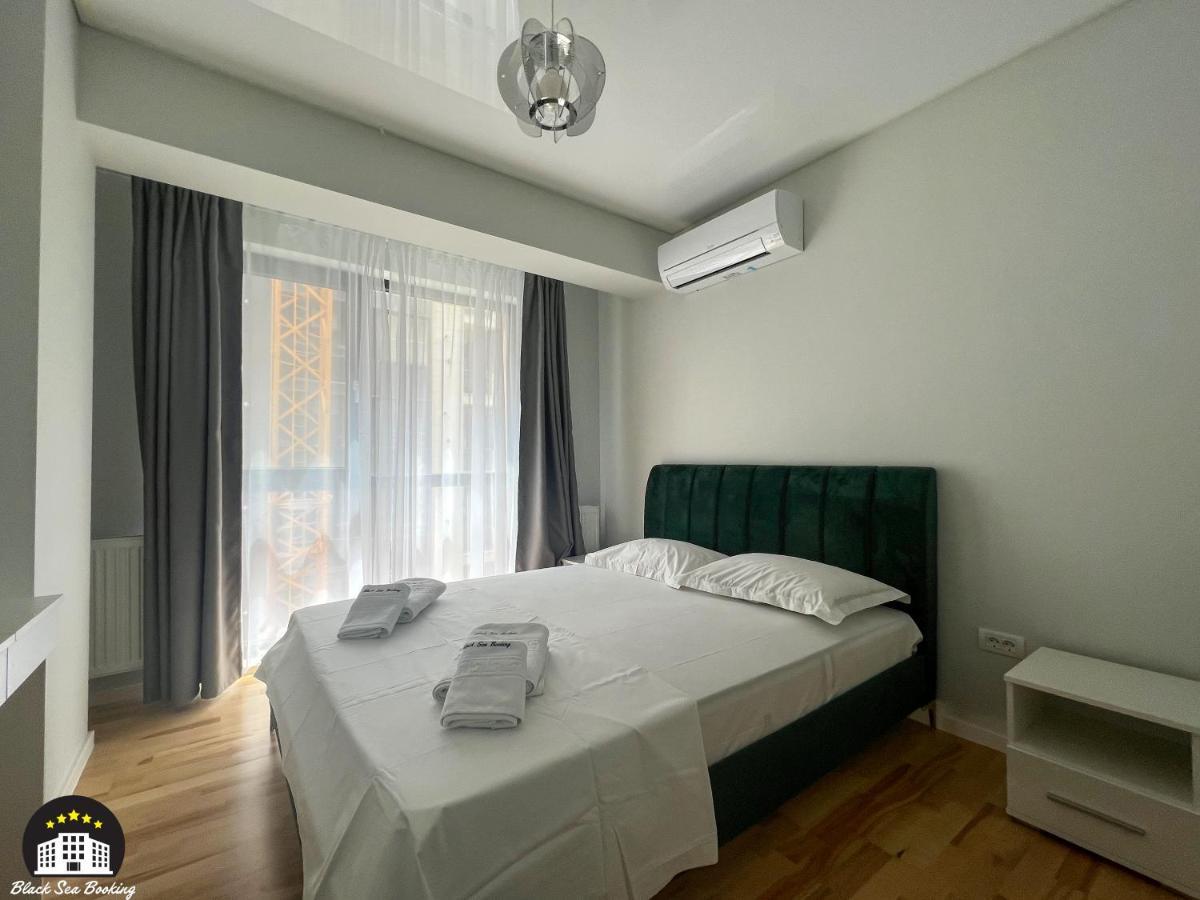 Black Sea Booking - Sky Năvodari Buitenkant foto
