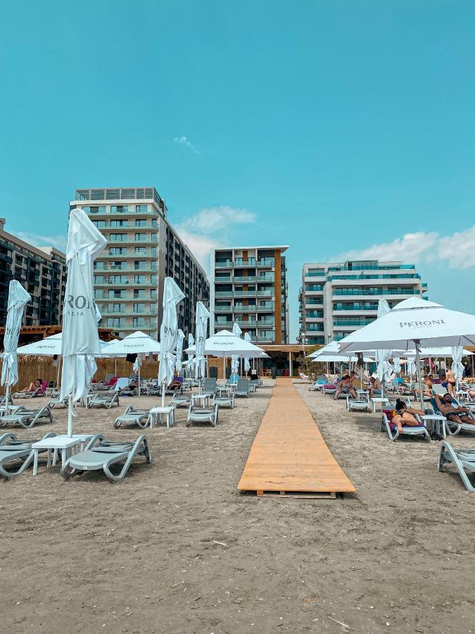 Black Sea Booking - Sky Năvodari Buitenkant foto